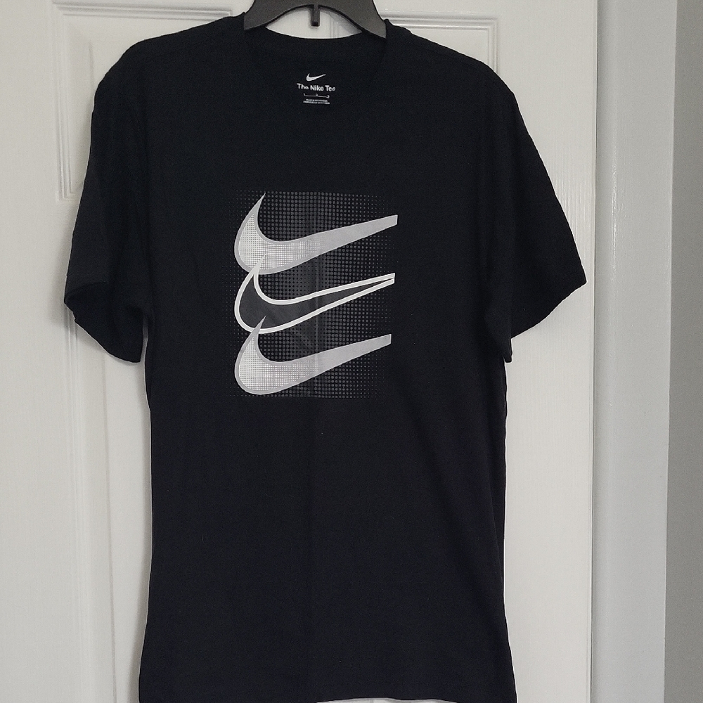 Nike Men's Black Tee with White Logo